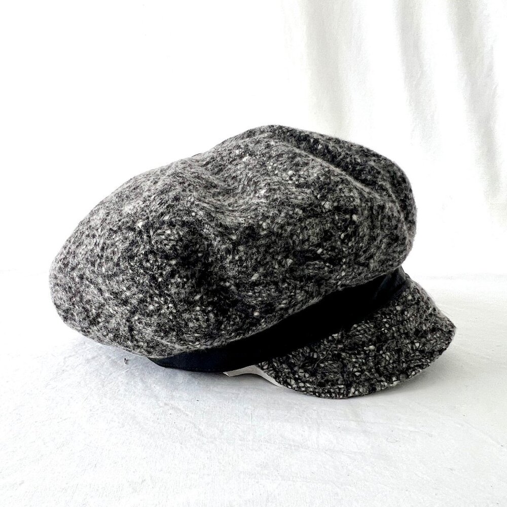 Newsboy Cap Style Hat, by Giovannio New York Salt & Pepper Polyester Blend, New!